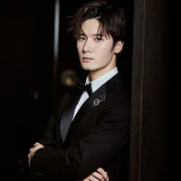 Lưu Hải Khoan(anh hai c.anh)