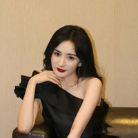 Dương Mịch ( mẹ của Vương Nhất Bác)