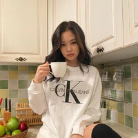KIM JENNIE