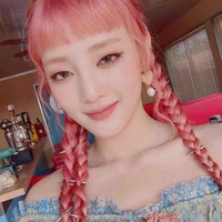 Hầu gái