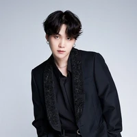 ( Hắn ) Min Yoongi