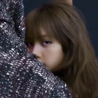 Lalisa Manoban - Cô