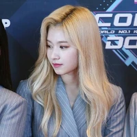 Minatozaki Sana(16t)