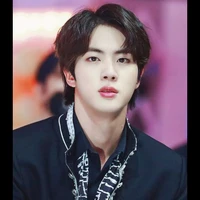 Kim Seokjin (Jin) (mẹ Lisa)