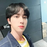 Kim SeokJin - mẹ Taehyung và Jimin