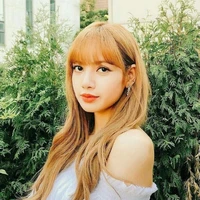 Lisa - Mẹ Jungkook và Hanny