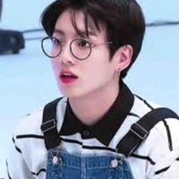 Tám xuyên lục địa kookoo