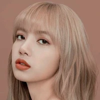 Lalisa Manoban ( Y )
