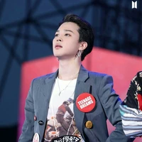 jimin(hắn)