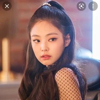Jennie(bạn Y/n)