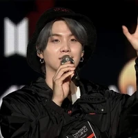 Min Yoongi - Anh