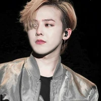 G-Dragon (baba Jimin)