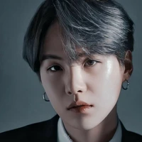 Min YoonGi (Suga)