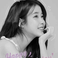 Lee Ji-Eun (IU )