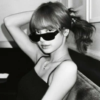 LaLisa Manoban (cô)