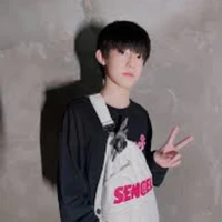 Trương Trạch Vũ(hắn)