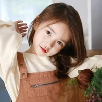 Hàn Ngọc Linh- chị ba nu9 lúc nhỏ