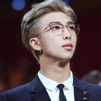 Kim NamJoon"Rm"