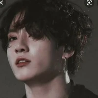 Jeon Jungkook y-nữ chính