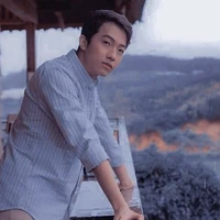 Cris Phan ( bạn anh)