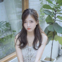 Hoàng Thị Kim Uyên-nữ9