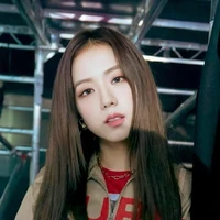 Kim Jisoo(cô)