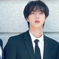 kim seokjin[mẹ taehyung]