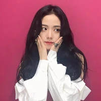 KIM JISOO