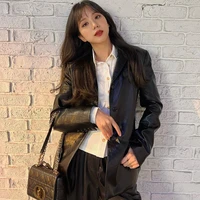 Kim Jisoo ( em )
