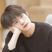 Dịch Dương Thiên Tỉ