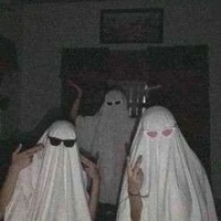 Uyên,Thi,Anh