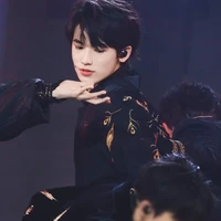 Tống Á Hiên