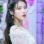 IU