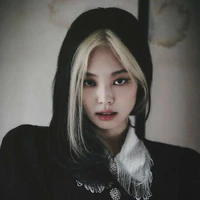 Kim Trân Ni /Em/