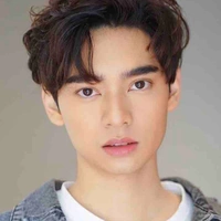 Thư ký Lhong