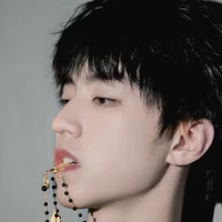 Vương Tuấn Khải
