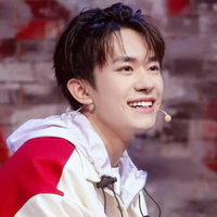 Dịch Dương Thiên Tỷ(🦩)