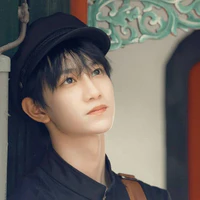 Ngao Tử Dật ( anh)