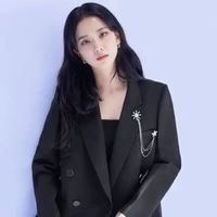 Kim Jisoo(cô)