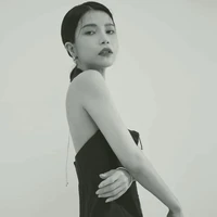 mẹ y/n