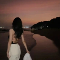 Mãn Nguyệt_ Cô ( Bạn )