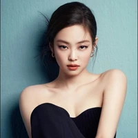 KIM JENNIE-EM