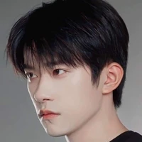 T/H/N/Dịch Dương Thiên Tỉ (Cha anh)