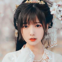 Vương Nhi Quỳnh (muội Bác)