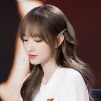 Đồng Dao_Smiling_Mid