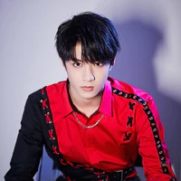 Lưu Diệu Văn(công4)