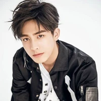 Lục Tư Thần [nam9]