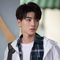 Hàn Minh Triết [Em trai nữ9]
