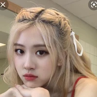 Rosé - chị Y