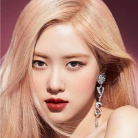 Kim Rosé(Cô)